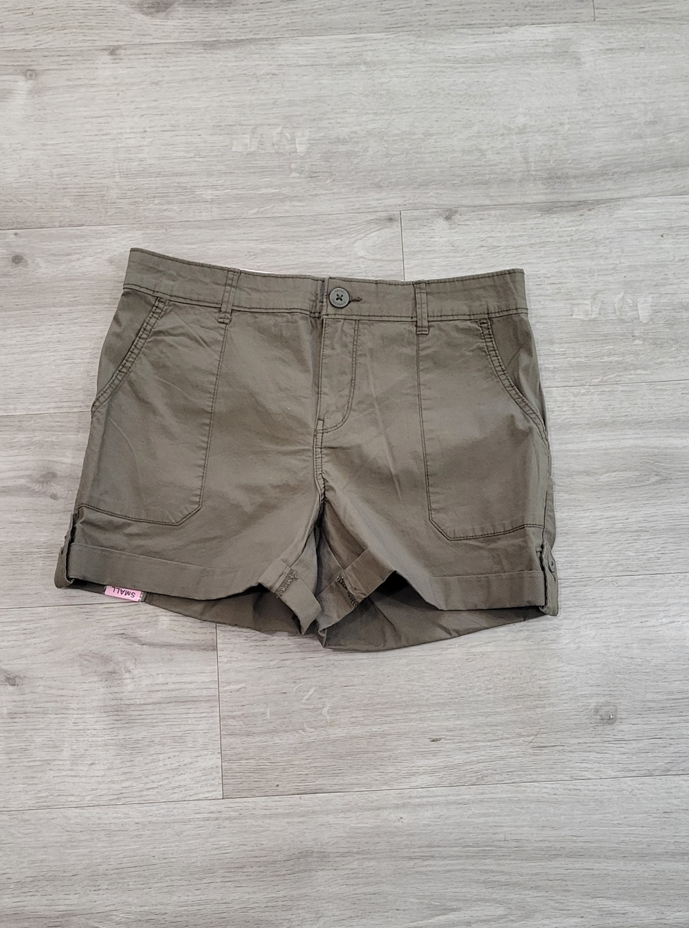 Casual Olive Roll-Tab Bermuda Shorts for Women